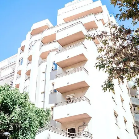 Polo 4b Apartment *