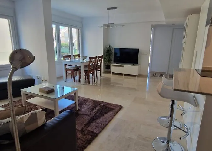 Polo 4b Daire Marbella