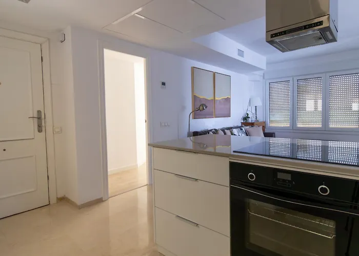 Polo 4b Daire Marbella