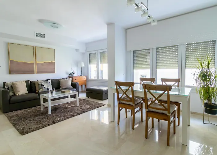 Polo 4b Daire Marbella